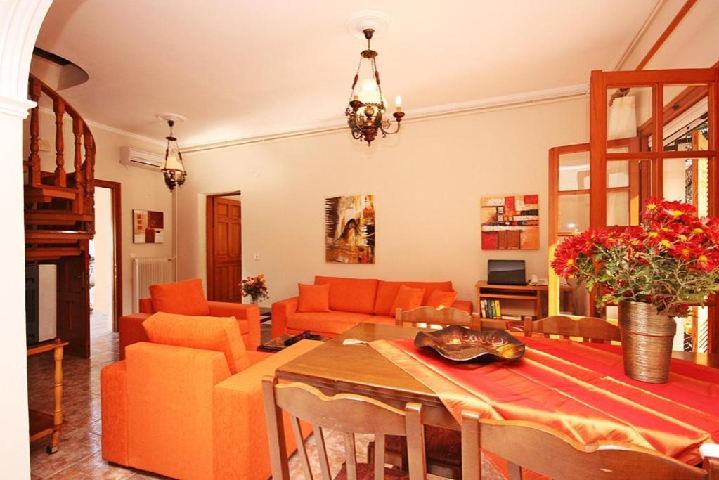 Pool Villa Grigoris Aspiotades Экстерьер фото