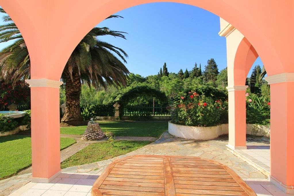 Pool Villa Grigoris Aspiotades Экстерьер фото
