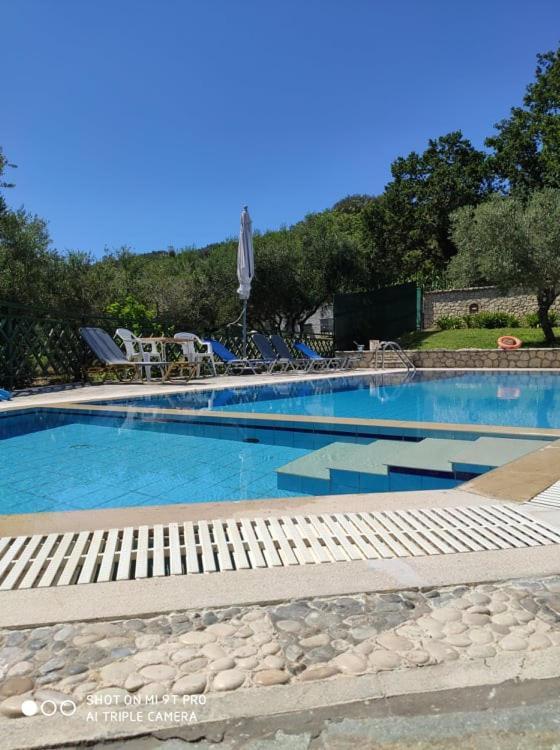 Pool Villa Grigoris Aspiotades Экстерьер фото