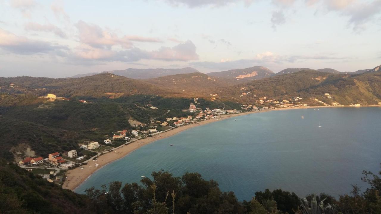 Pool Villa Grigoris Aspiotades Экстерьер фото